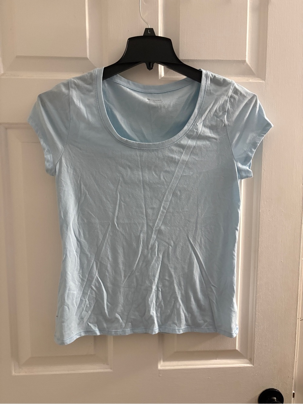No Boundaries Light Blue Scoop Neck Short Sleeve Tee